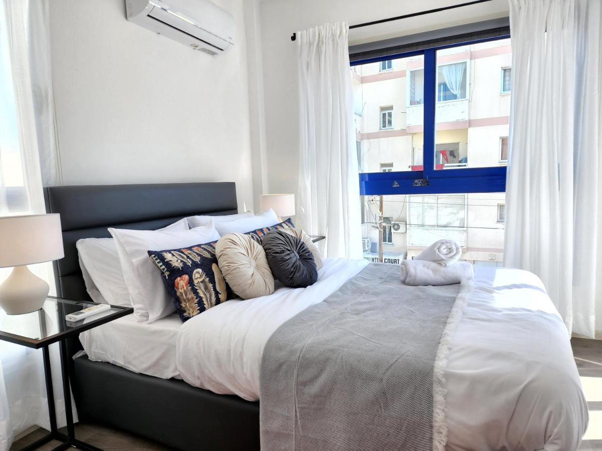 Frida'S Cozy Two Bedroom Apt Larnaca Exterior photo